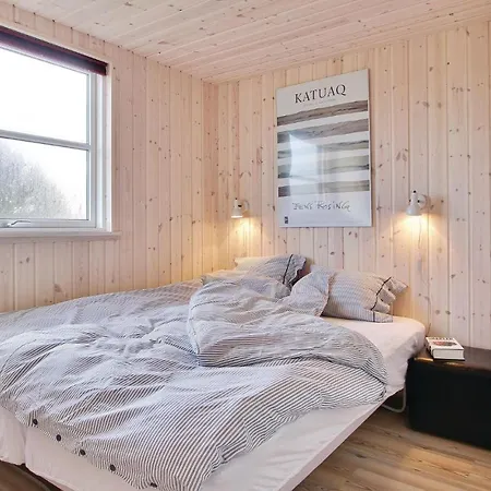 In With Sauna *